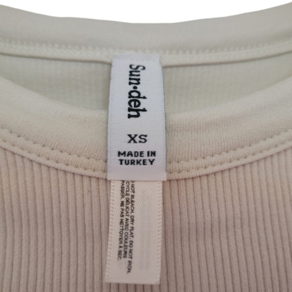 Aritzia Sunday Best SinchSeamless Ribbed Crew Longsleeve Top T-Shirt, Size XS - Picture 8 of 9